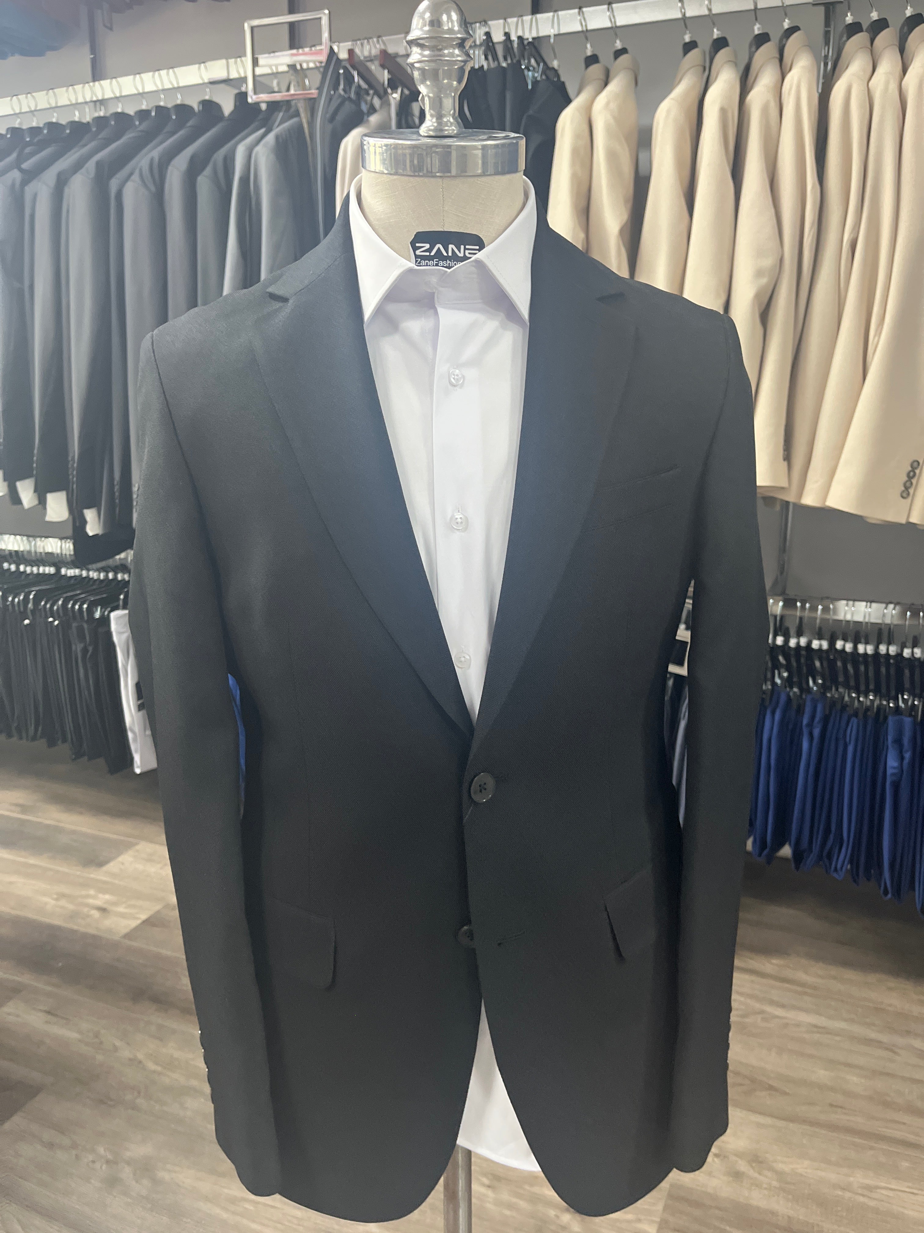 Black slim sport coat suited for networking events and conferences