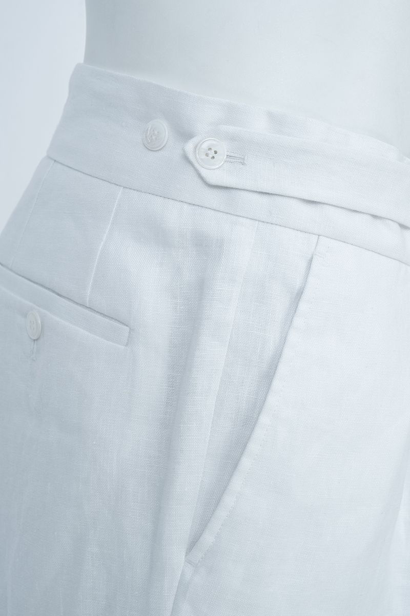 White linen shorts fabric texture, breathable 100% linen made to order men's shorts by Zane