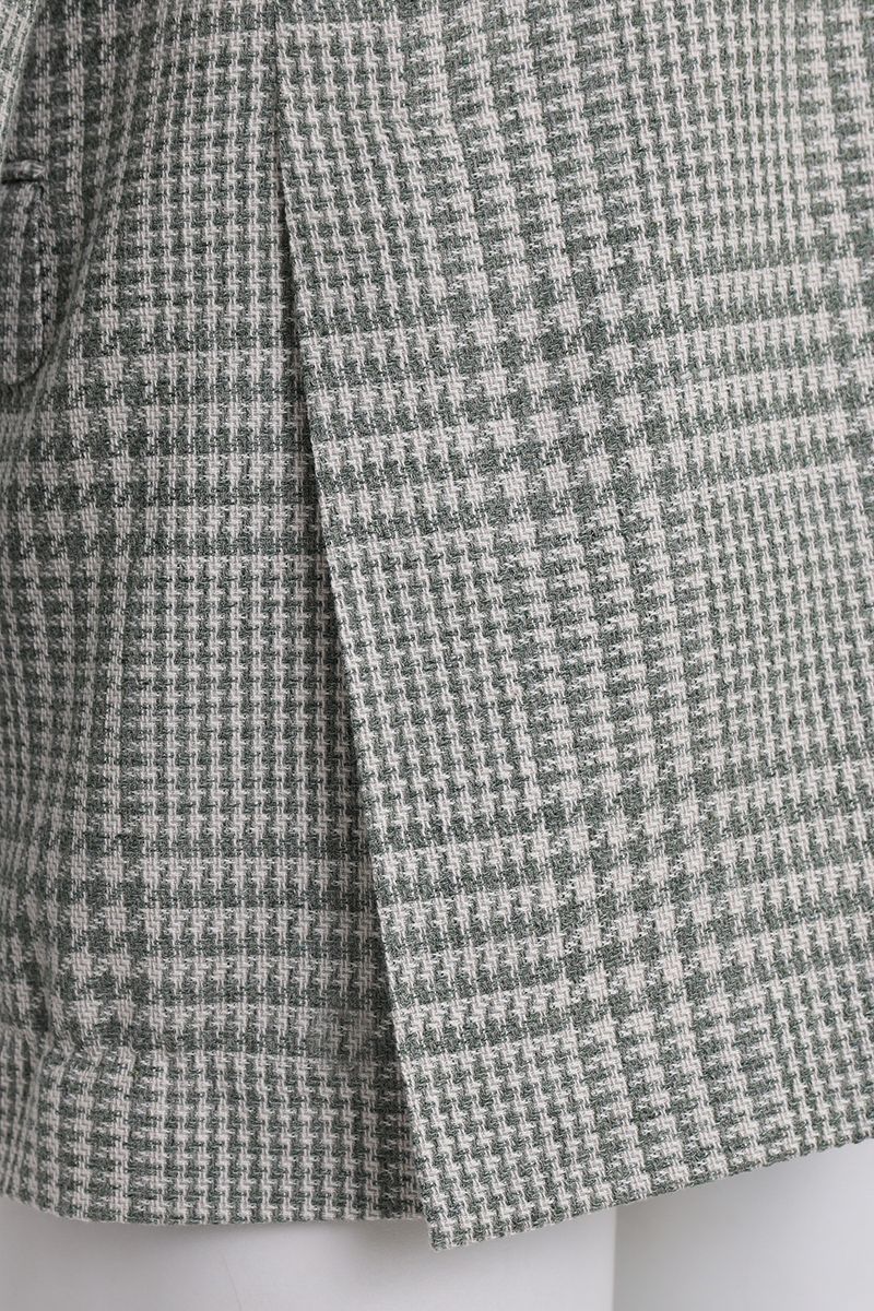 Cuff and button detail of the Raffaele Grey Glen Plaid Double Breasted Sport Coat, a made-to-order men's jacket in an Italian Marzotto cotton-wool blend, tailored to your measurements and shipped nationwide by Zane.