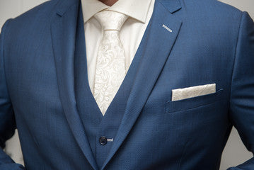 Why Jacksonville Professionals Choose Custom Suits Over Off-the-Rack